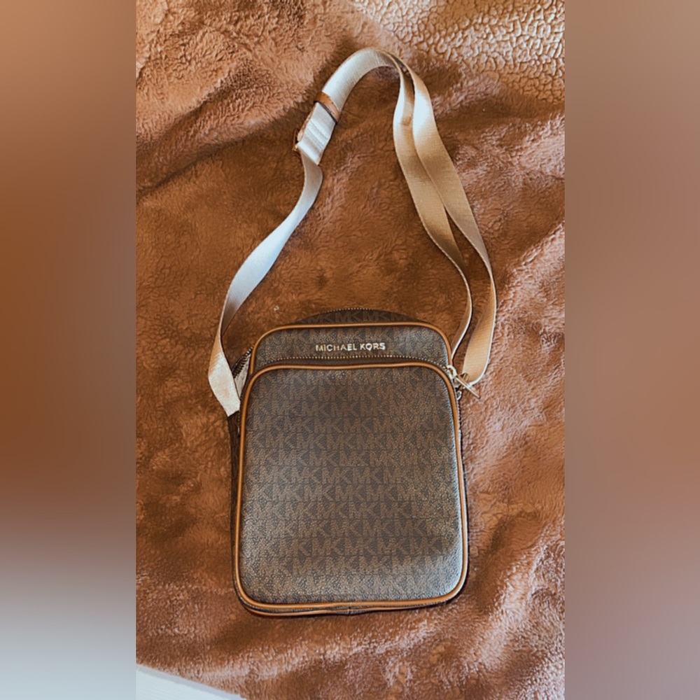 Michael Kors Cross Bag